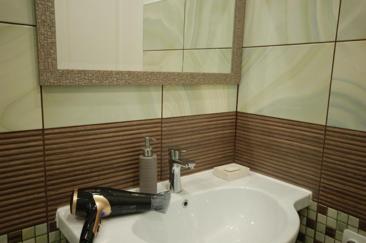 Ludvika Elegance Apartment Liepaja Ngoại thất bức ảnh